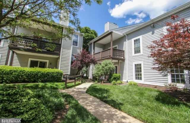 9999 Oakton Terrace Rd - 9999 Oakton Terrace Road, Oakton, VA 22124