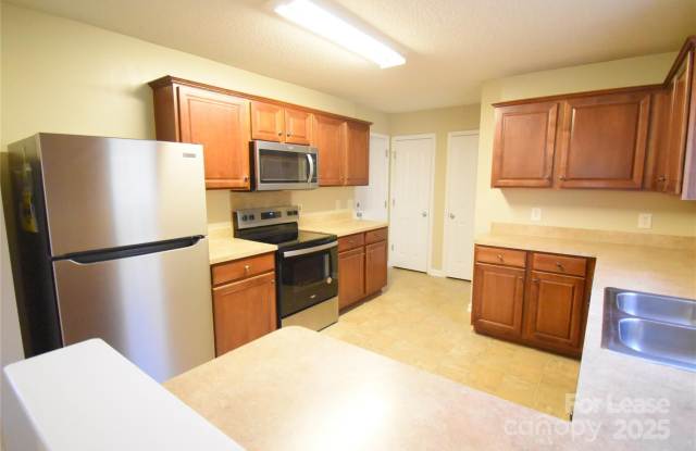 7704 Aragorn Lane Gallery 2