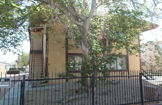 2 Bedroom 1 Bath Upstairs Unit - Move in Ready photos photos