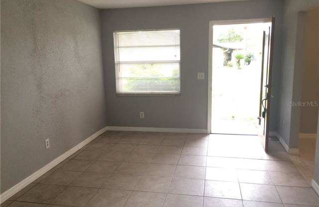 907 RICH DRIVE Gallery 3