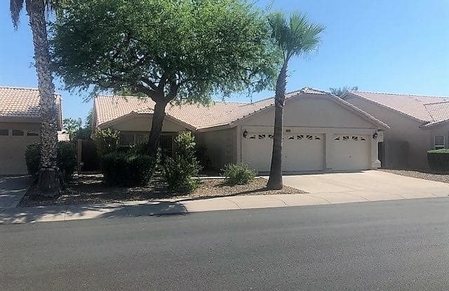 4339 E ANGELA Drive - 4339 East Angela Drive, Phoenix, AZ 85032