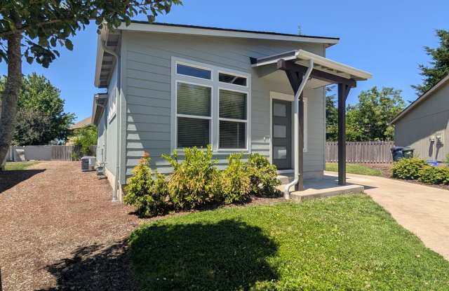 2bdrm/1bthrm home with beautiful finishes! photos photos