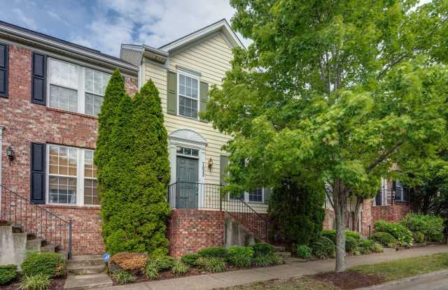 Beautiful Lenox Village Townhome! photos photos