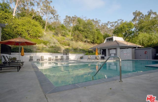 10222 MOSSY ROCK Circle - 10222 Mossy Rock Circle, Los Angeles, CA 90077