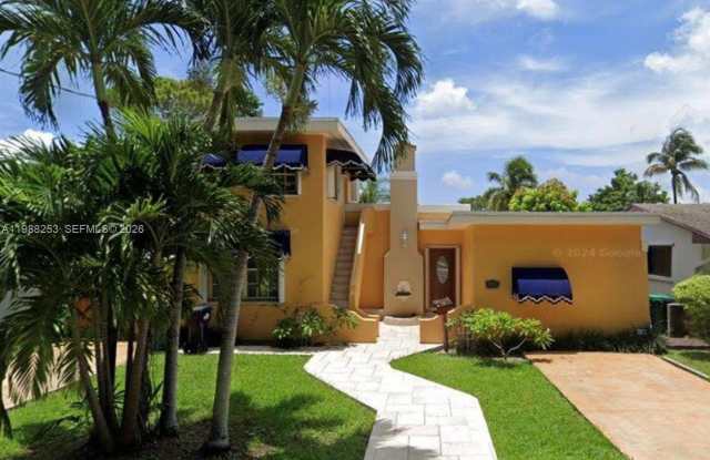 4472 SW 9th Ln photos photos