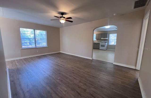 219 NW 3RD AVENUE photos photos