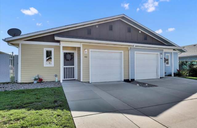 406-410 E I St - 406 East I Street, Deer Park, WA 99006