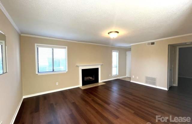 6144 Heath Ridge Court Gallery 4