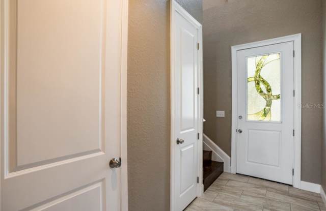 2021 LUNN LANDINGS DRIVE Gallery 3