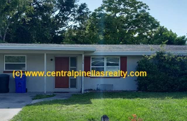 1374 Lady Marion Ln photos photos