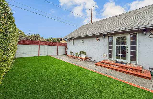 718 N Florence Street - 718 North Florence Street, Burbank, CA 91505