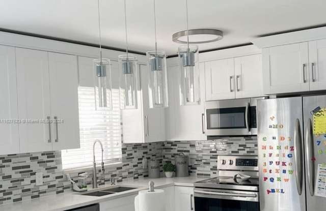 6450 Fern Street photos photos