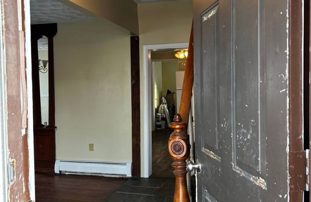 Welcome To This Charming 3-Bedroom, 1-Bathroom Home Located in the Heart of Carbondale, PA. - 198 Belmont Street, Carbondale, PA 18407