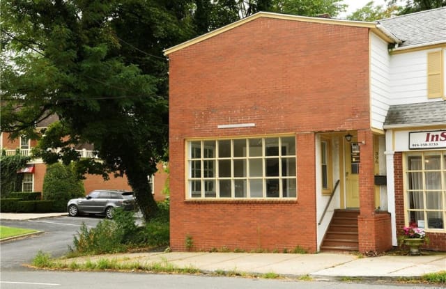 396 King Street - 396 King St, Chappaqua, NY 10514