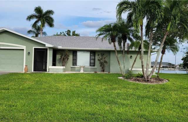 4627 SW 2nd Avenue - 4627 Southwest 2nd Avenue, Cape Coral, FL 33914