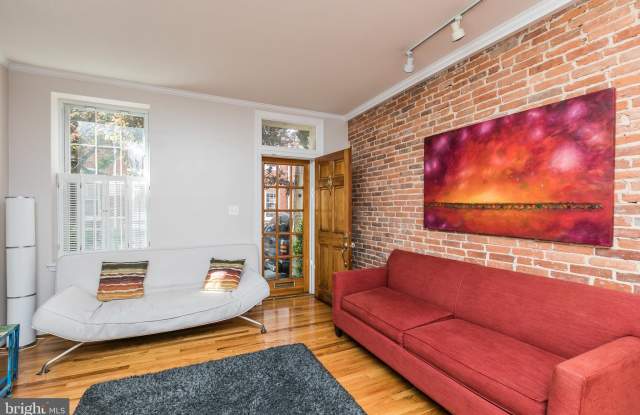 136 E GITTINGS STREET Gallery 3