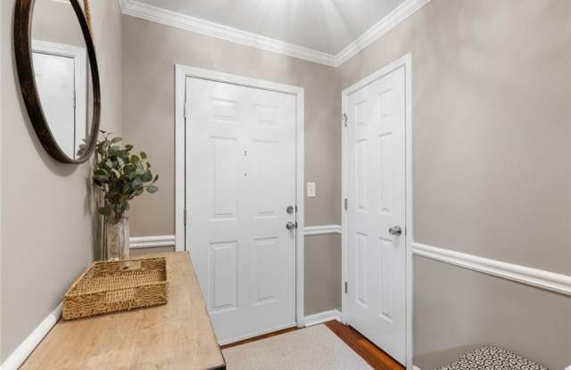 1538 Chantilly Drive Gallery 3