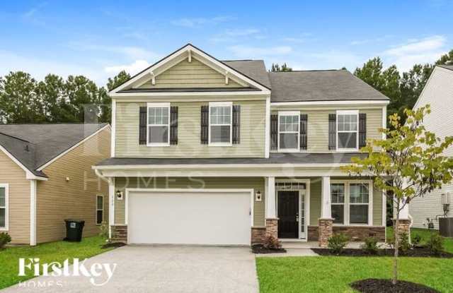 129 Sugeree Drive - 129 Sugeree Drive, Berkeley County, SC 29461