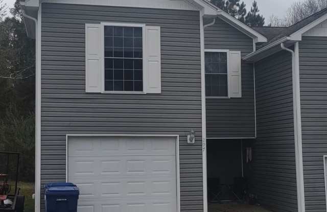 Corner Tri~Plex Benton KY 3 Bed 2.5 Bathrooms photos photos