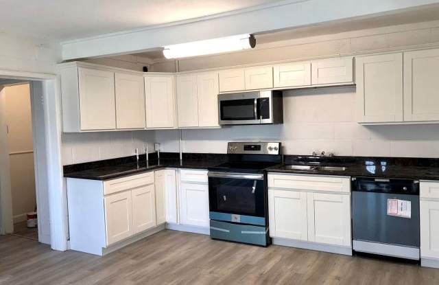 Very nice 3 bedroom 1 bath home new old Roseville CA. - 101 Alta Vista Avenue, Roseville, CA 95678