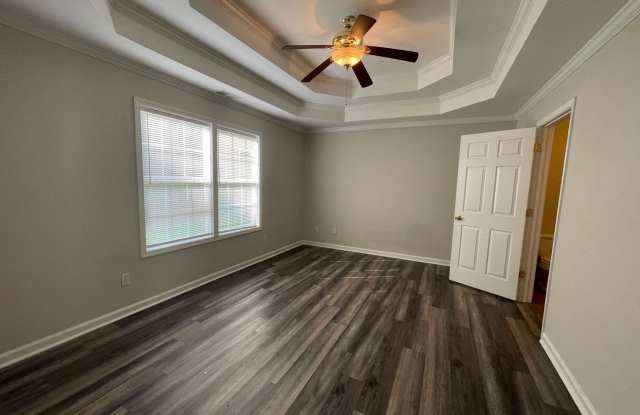 PRE-LEASING FOR AUGUST 9TH 2027! Gallery 4