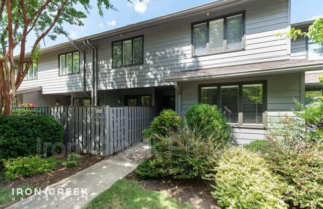 702 Crowfields Lane Gallery 1