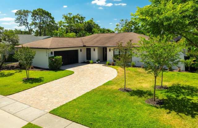 13916 WELLESFORD WAY photos photos