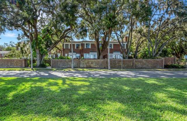 155 LAKE MORTON Drive Gallery 1