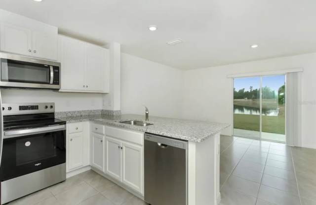 Charming 3BR Townhome in Saint Cloud/Harmony photos photos