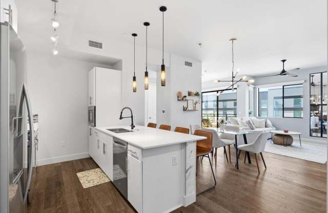 3131 N Central Avenue unit: 4001 photos photos