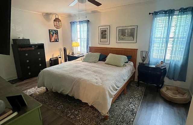 Room in 3 Bedroom home in Durham Gallery 3
