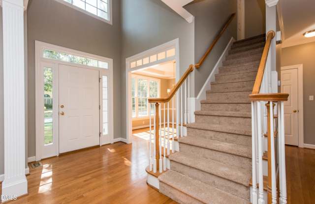 509 Autumngate Drive Gallery 2