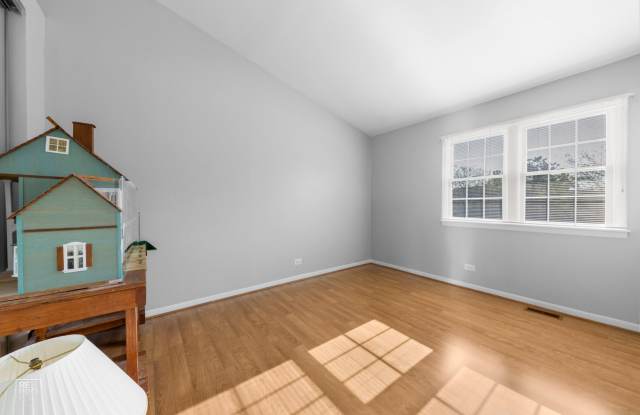 Schaumburg Two Story Townhome photos photos