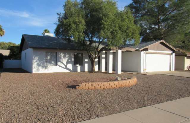 7609 N 34TH Avenue Gallery 3