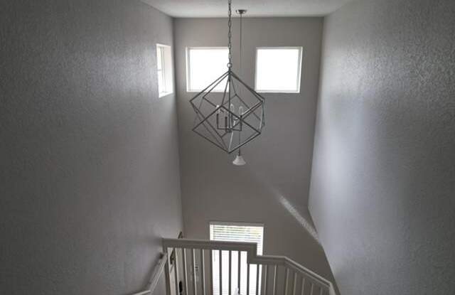5146 Stagecoach Drive Gallery 4