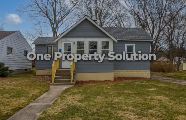 810 Plain Street - 810 Plain Street, La Porte, IN 46350