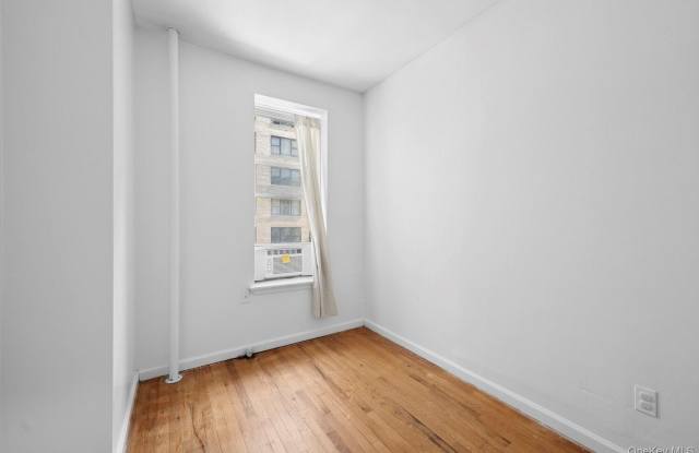 320 E 49TH Street Gallery 3
