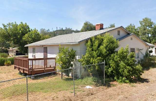 Unique Home in Shasta Lake City photos photos