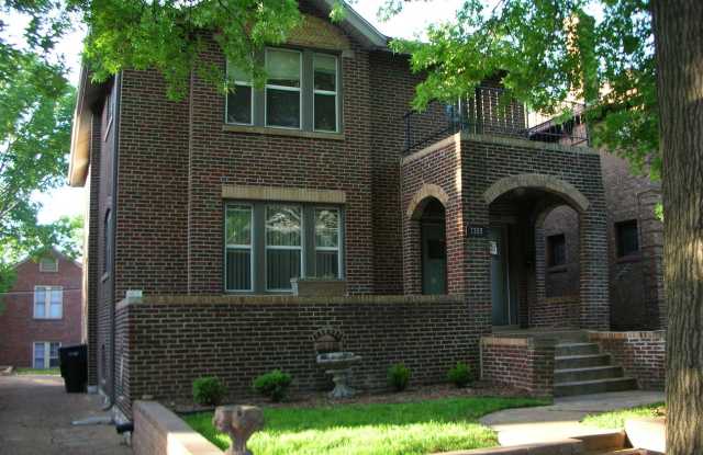 7359 Amherst Avenue photos photos