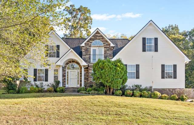 Pet Friendly Three Bedroom with Bonus! photos photos