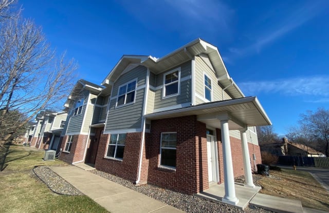 3666 Coon Rapids Blvd NW - 3666 Coon Rapids Boulevard Northwest, Coon Rapids, MN 55433