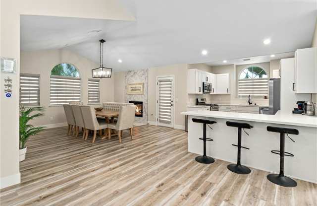 9041 Kingsdale Court Gallery 3