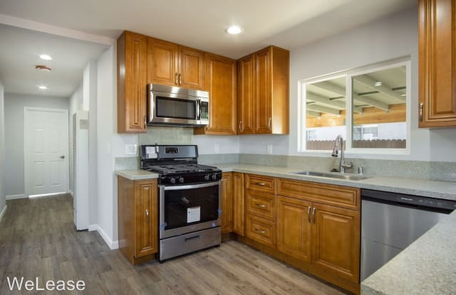 418 1/2 W 8th Avenue - 418 1/2 W 8th Ave, Escondido, CA 92025