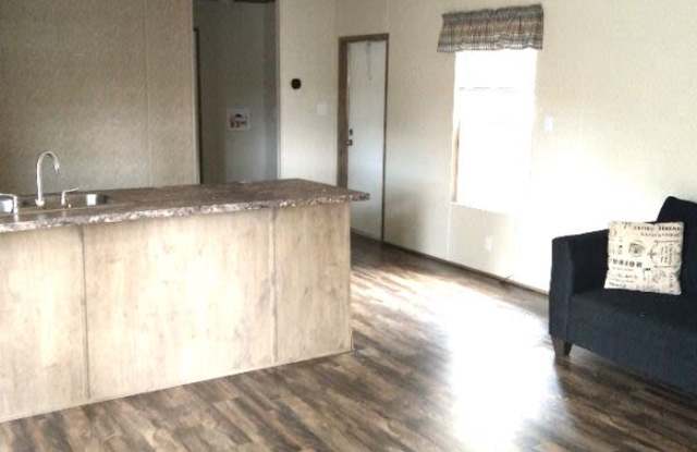 9109 Pippin Rd 2x1V - 9109 Pippin Road, Groesbeck, OH 45251