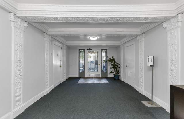 1795 O'Farrell Apartments Gallery 3