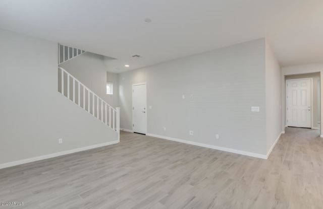 4732 E BARBARITA Avenue Gallery 4