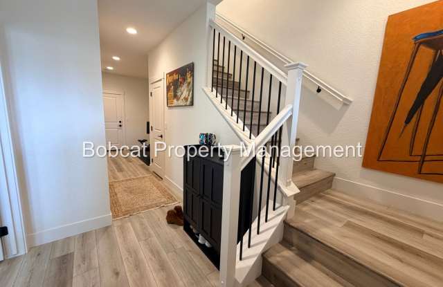 Modern Lock-and-Leave Living in the Heart of Carson City | Unfurnished Gallery 4
