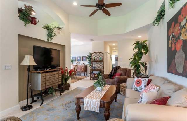 6846 Ascot DR Gallery 4
