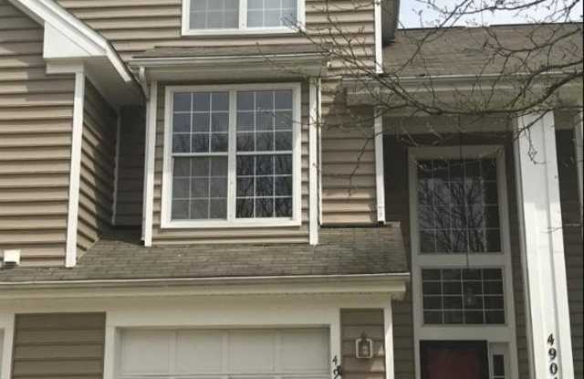 4904 KING PATRICK Way unit: 204 photos photos