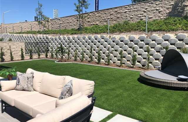 130 Sierra Madre Gallery 4